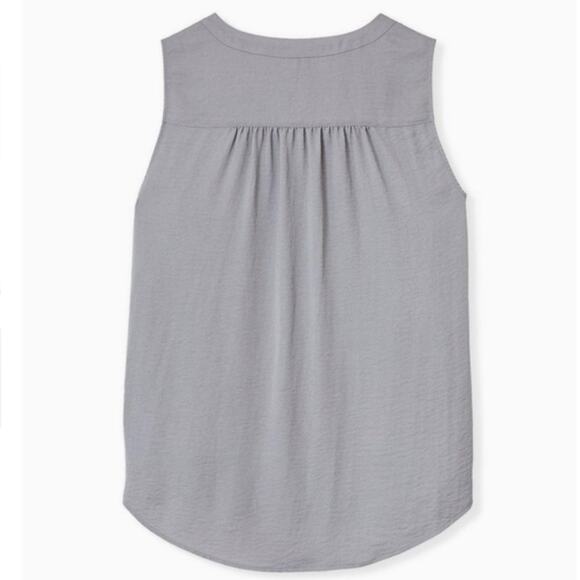 Torrid Charmeuse Frost Grey Tank 0 Large - Picture 2 of 10